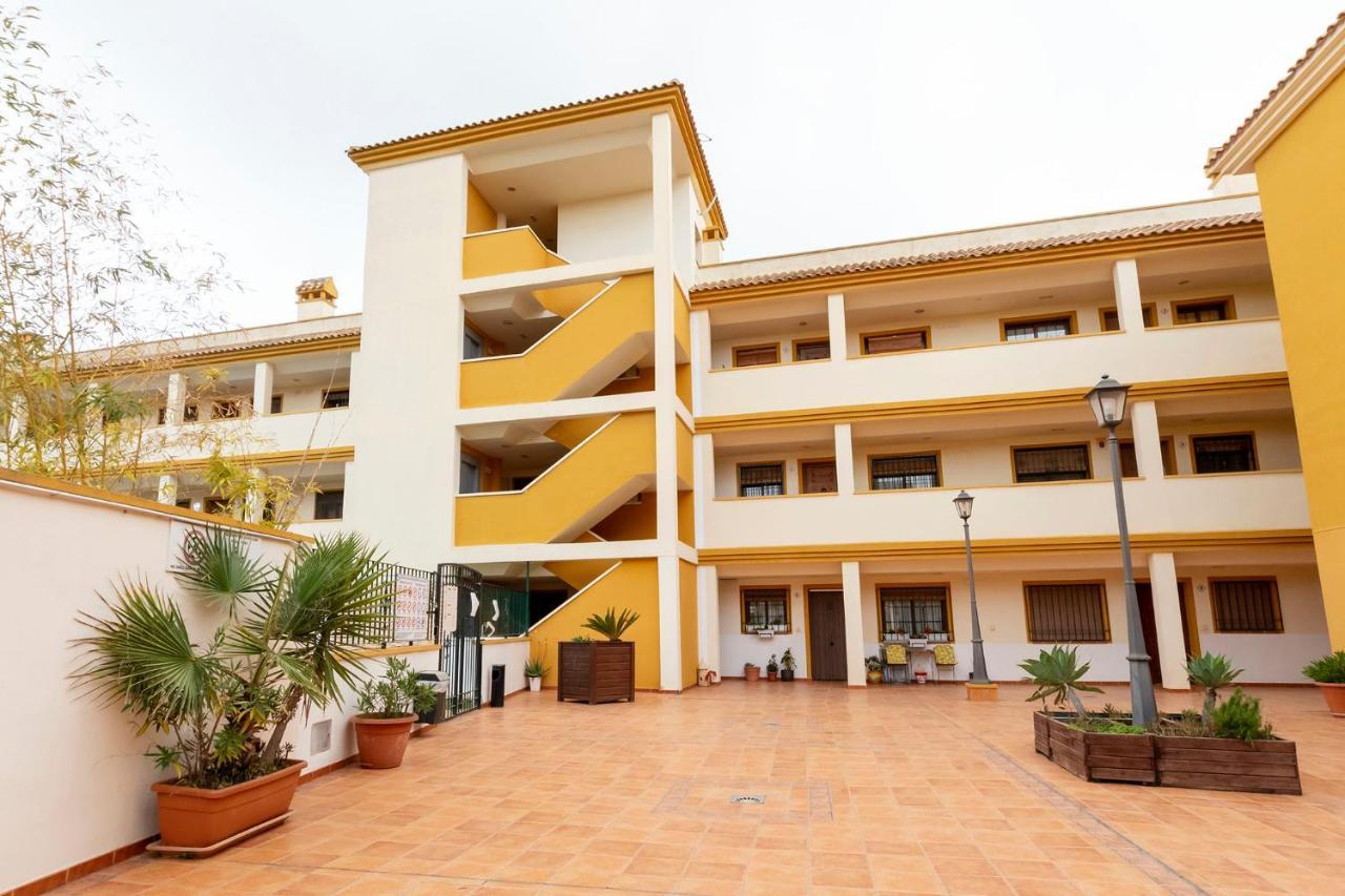 RodaAtico Con Terraza-Solarium Y Piscina 4-6 Personas Wifi A/Cアパートメント エクステリア 写真