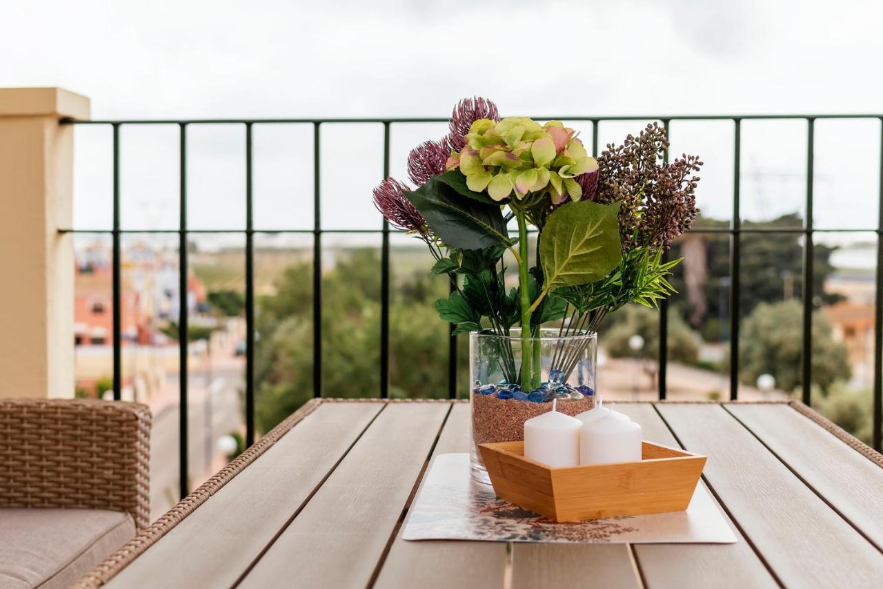 RodaAtico Con Terraza-Solarium Y Piscina 4-6 Personas Wifi A/Cアパートメント エクステリア 写真