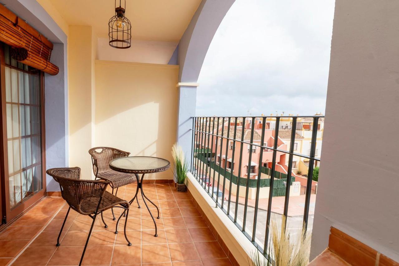 RodaAtico Con Terraza-Solarium Y Piscina 4-6 Personas Wifi A/Cアパートメント エクステリア 写真
